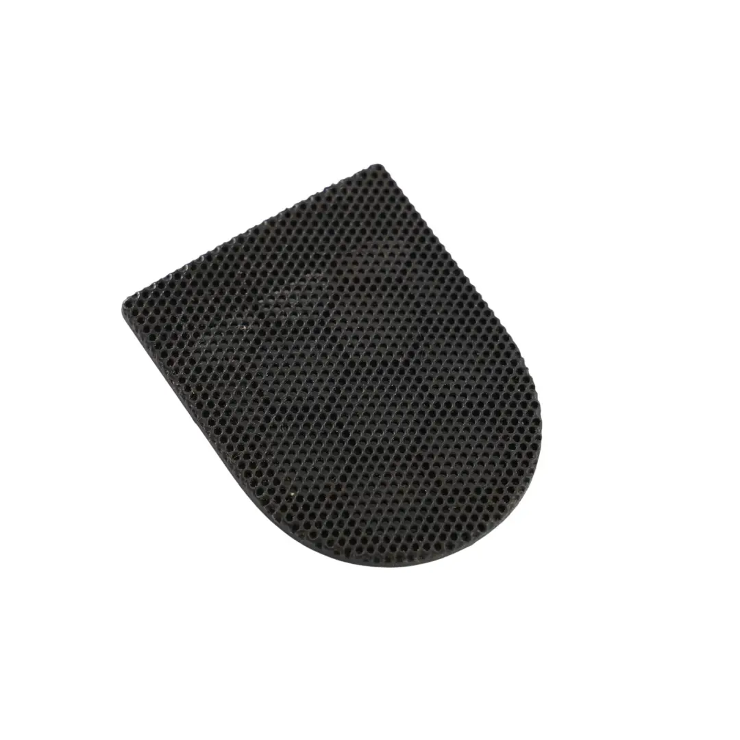 Volkswagen Touareg 7L Lautsprecher Blende Vorne Rechts Schwarz - SKU 7L6867062 - Teilenummer 7L6867062