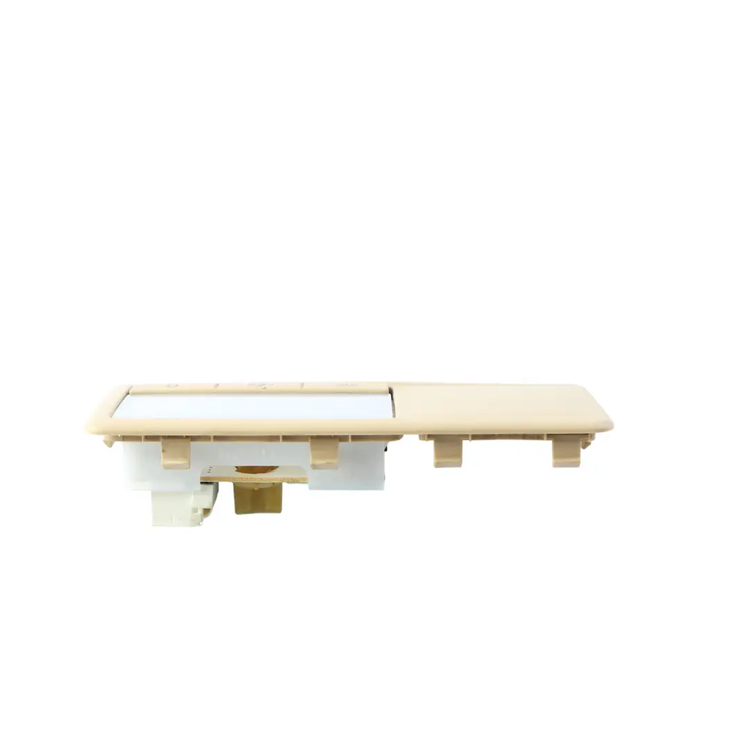 7L Panneau Plafonnier Lumière Arrière Droit Beige pour Volkswagen Touareg à propos du numéro de pièce 7L6867486 Volkswagen Touareg 7L Panneau Plafonnier Lumière Arrière Droit Beige - SKU 7L6867486 - Numéro de pièce 7L6867486