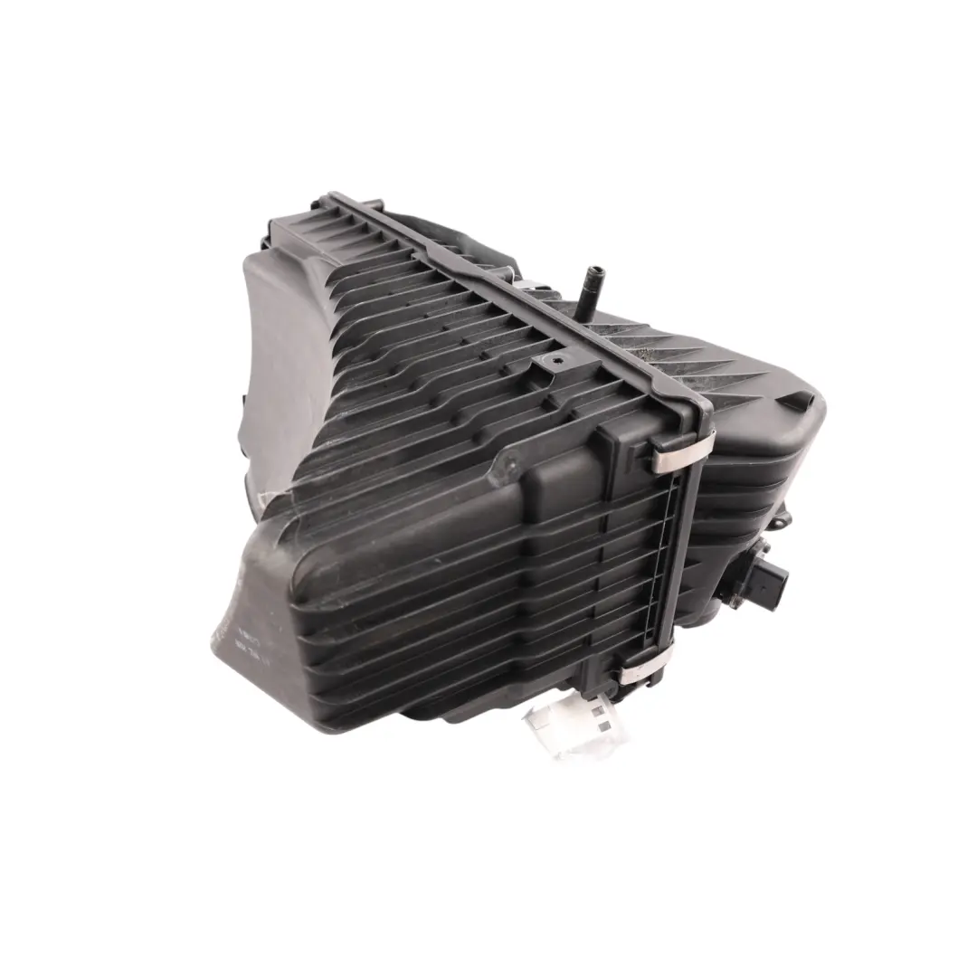 Filter Box Airbox With Air Flow Mass Meter 4.2 TDI to Audi Q7 4L Air with Part number 7L8129607F Audi Q7 4L Air Filter Box Airbox With Air Flow Mass Meter 4.2 TDI - SKU 7L8129607F - Part number 7L8129607F