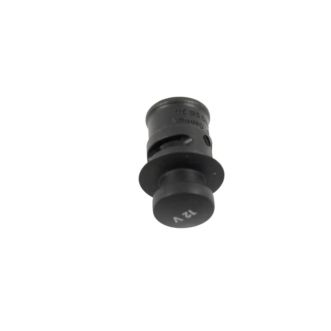 Steckdose Zigarettenanzünder Abdeckung Kappe Blende für Audi Q7 4L 12V mit Teilenummer 7M3919311 Audi Q7 4L 12V Steckdose Zigarettenanzünder Abdeckung Kappe Blende - SKU 7M3919311 - Teilenummer 7M3919311