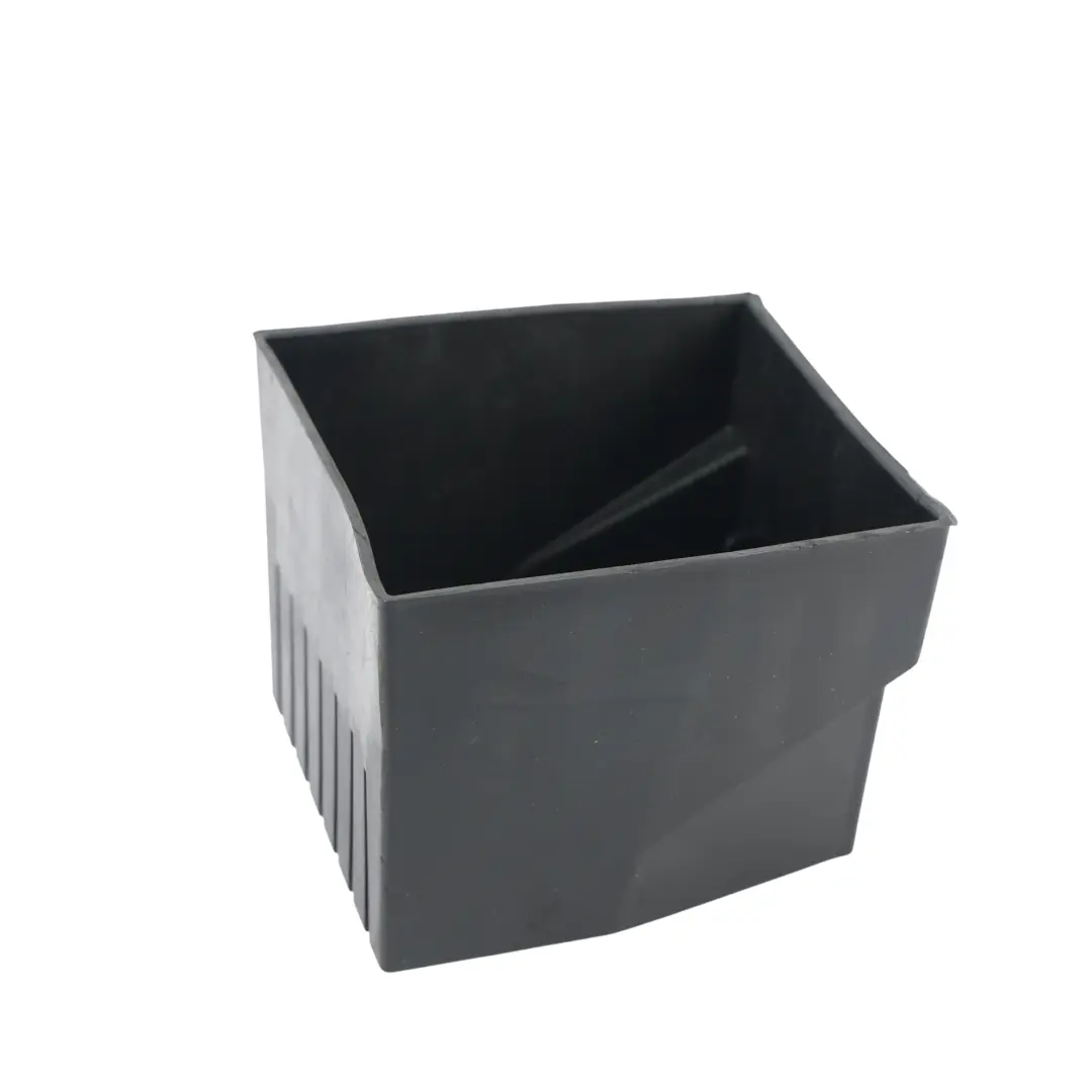 C394 Inserto Copertura Vano Portaoggetti Console per Ford Kuga con numero di parte 7M51-R045G34-ABW Ford Kuga C394 Inserto Copertura Vano Portaoggetti Console - SKU 7M51-R045G34-ABW - Numero di parte 7M51-R045G34-ABW