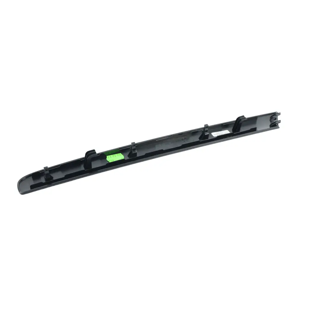 Listwa Dekor Drzwi Przednia Prawa Czarna do Volkswagen Sharan o numerze 7N0867440 Volkswagen Sharan Listwa Dekor Drzwi Przednia Prawa Czarna - SKU 7N0867440-1 - Numer Części 7N0867440