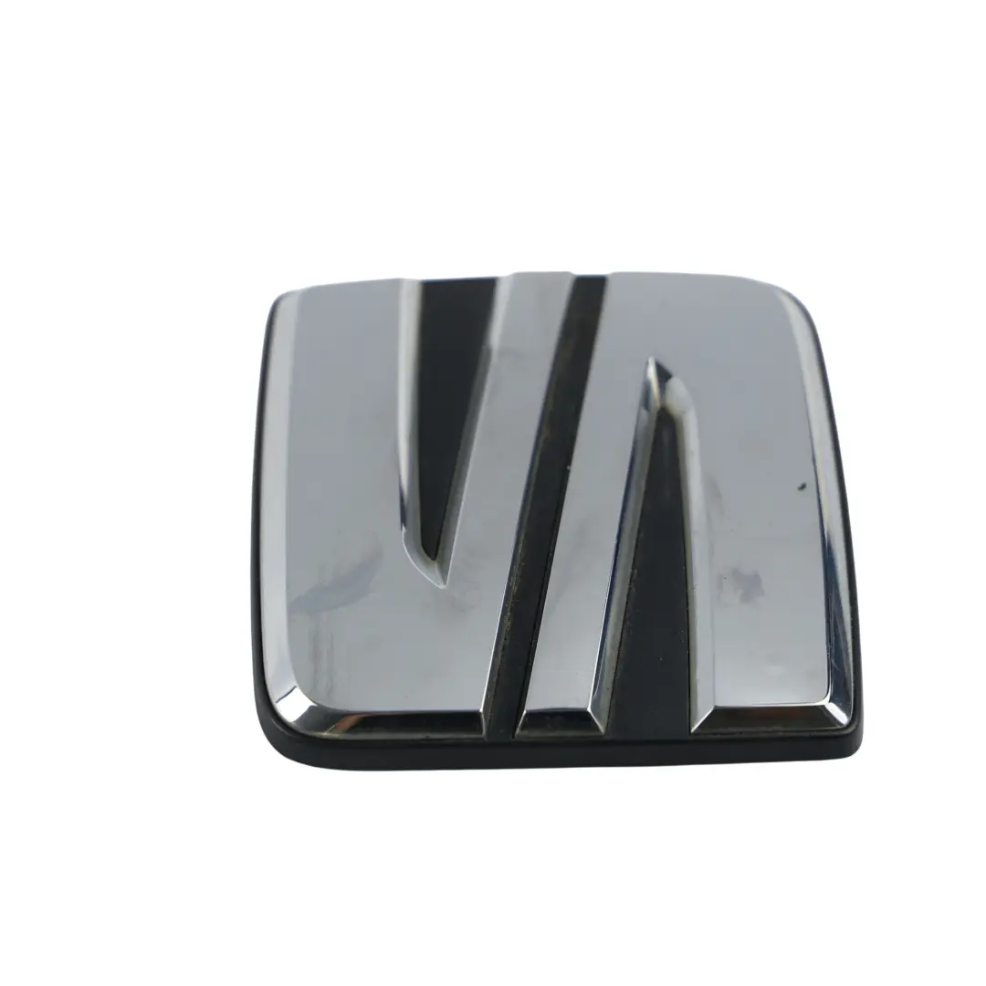 7N Kofferraum Emblem Logo Poliert Chrom Plakette für Seat Alhambra mit Teilenummer 7N5853630 Seat Alhambra 7N Kofferraum Emblem Logo Poliert Chrom Plakette - SKU 7N5853630 - Teilenummer 7N5853630