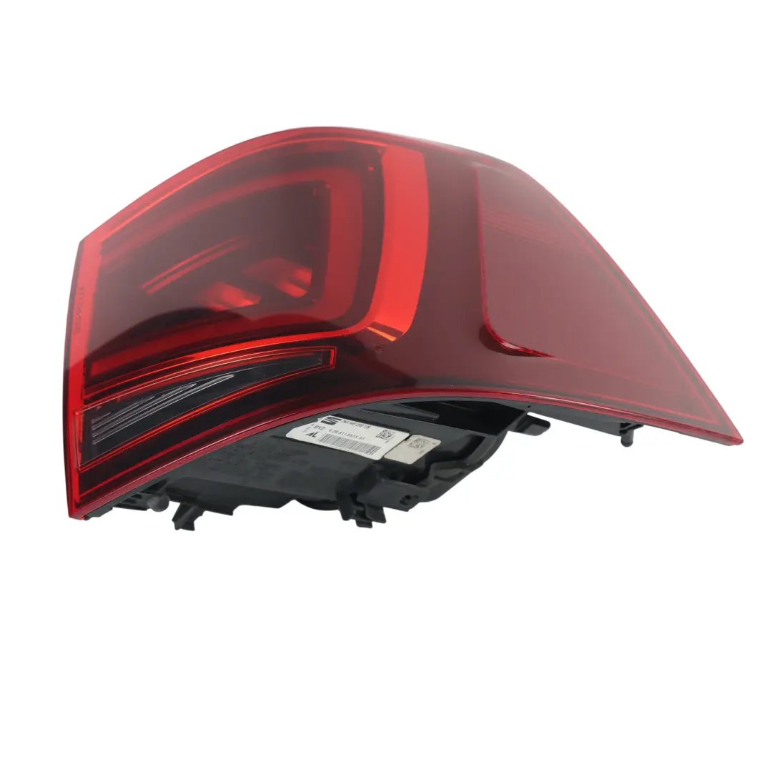 7N Feu Arrière Lampe Extérieur Droit pour Seat Alhambra à propos du numéro de pièce 7N5945208 Seat Alhambra 7N Feu Arrière Lampe Extérieur Droit - SKU 7N5945208 - Numéro de pièce 7N5945208