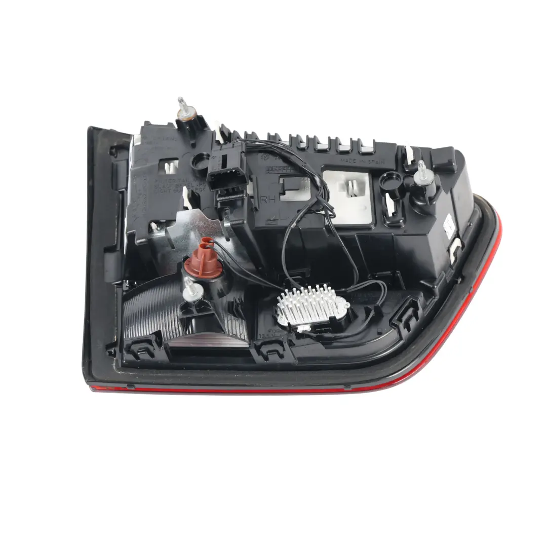 Seat Alhambra Mk2 LED Rückleuchte Innen Rechts 7N5945307A - SKU 7N5945308A - Teilenummer 7N5945308A