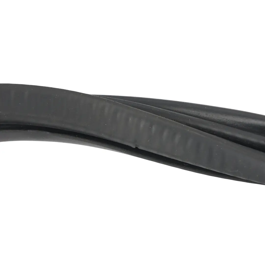 7P Guarnizione Porta Anteriore Sinistra Destra per Volkswagen Touareg con numero di parte 7P0867365C Volkswagen Touareg 7P Guarnizione Porta Anteriore Sinistra Destra - SKU 7P0867365C - Numero di parte 7P0867365C
