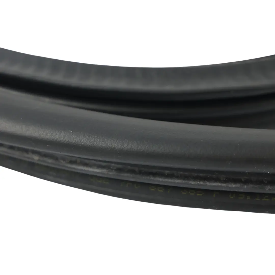 7P Türdichtung Gummi Vorne Links Rechts für Volkswagen Touareg mit Teilenummer 7P0867365C Volkswagen Touareg 7P Türdichtung Gummi Vorne Links Rechts - SKU 7P0867365C - Teilenummer 7P0867365C