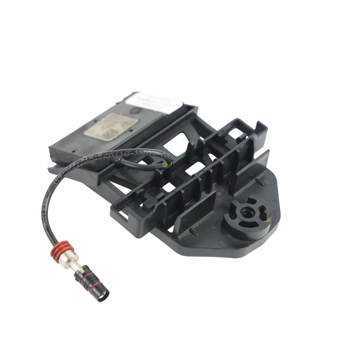 Amplificateur Antenne Suivi Véhicule pour Porsche Cayenne 92A VTS à propos du numéro de pièce 7P5035500B Porsche Cayenne 92A VTS Amplificateur Antenne Suivi Véhicule - SKU 7P5035500B-1 - Numéro de pièce 7P5035500B