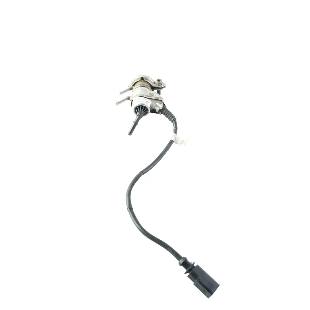 AdBlue Einspritzventil 4.2 Diesel BOSCH für Porsche Cayenne 92A mit Teilenummer 7P5131113B Porsche Cayenne 92A AdBlue Einspritzventil 4.2 Diesel BOSCH - SKU 7P5131113B - Teilenummer 7P5131113B