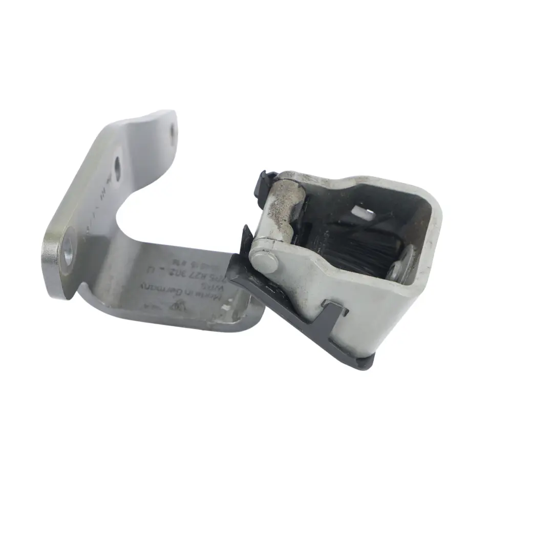 Charnière Hayon Coffre Gauche Gris Météore M7W pour Porsche Cayenne S 92A à propos du numéro de pièce 7P5827301D Porsche Cayenne S 92A Charnière Hayon Coffre Gauche Gris Météore M7W - SKU 7P5827301D-MET - Numéro de pièce 7P5827301D