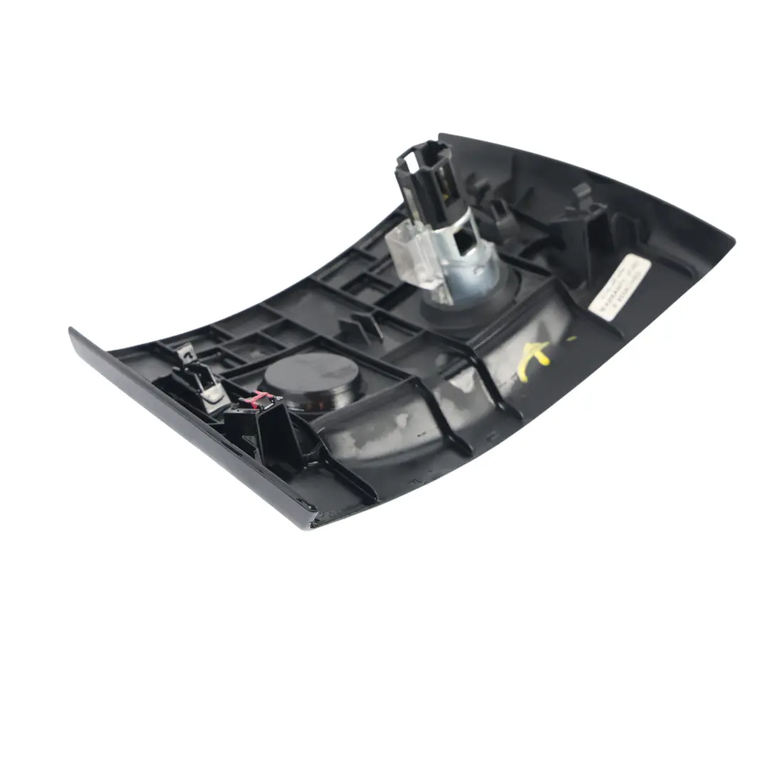 Porsche Cayenne 92A Panneau Console Centrale Arrière Prise 12V - SKU 7P5863440-2 - Numéro de pièce 7P5863440