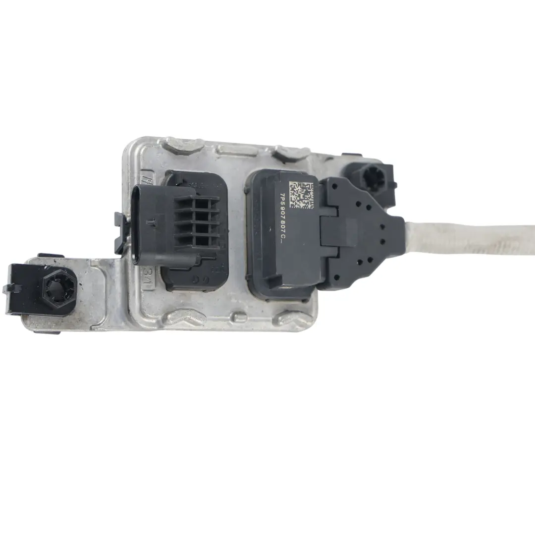 Capteur Lambda NOx Échappement 4.2 Diesel pour Porsche Cayenne 92A à propos du numéro de pièce 7P5907807C Porsche Cayenne 92A Capteur Lambda NOx Échappement 4.2 Diesel - SKU 7P5907807C - Numéro de pièce 7P5907807C