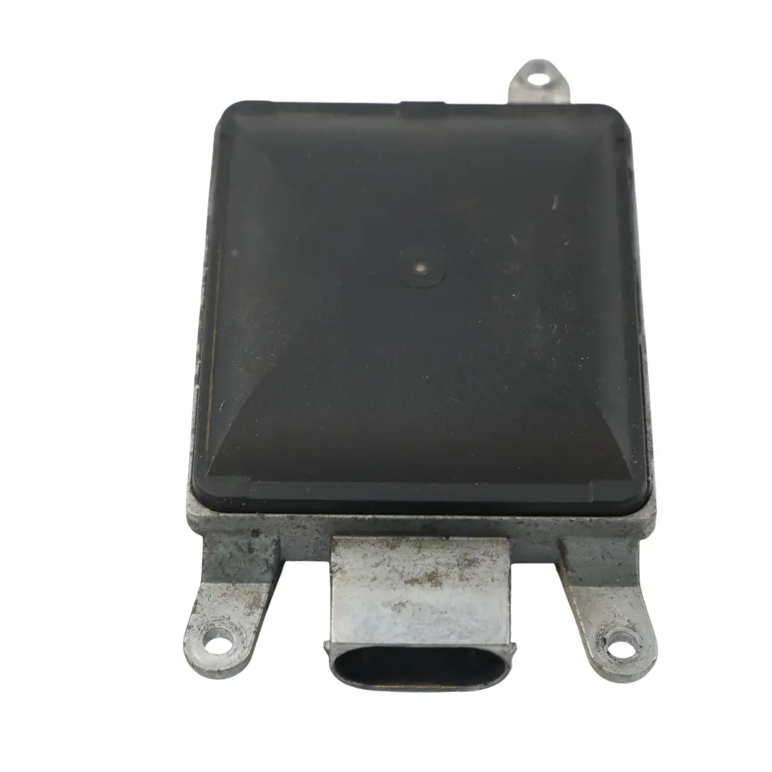 Blind Spot Detection Control Unit ECU to Porsche Cayenne Turbo 92a with Part number 7P5910566C Porsche Cayenne Turbo 92a Blind Spot Detection Control Unit ECU - SKU 7P5910566C - Part number 7P5910566C