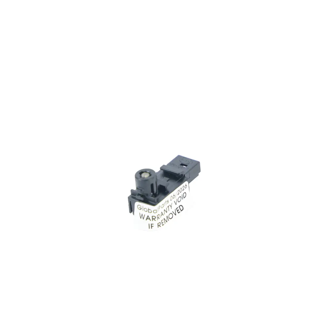Interior Light Connector Socket to Porsche Cayenne 92A with Part number 7P5947145 Porsche Cayenne 92A Interior Light Connector Socket - SKU 7P5947145 - Part number 7P5947145