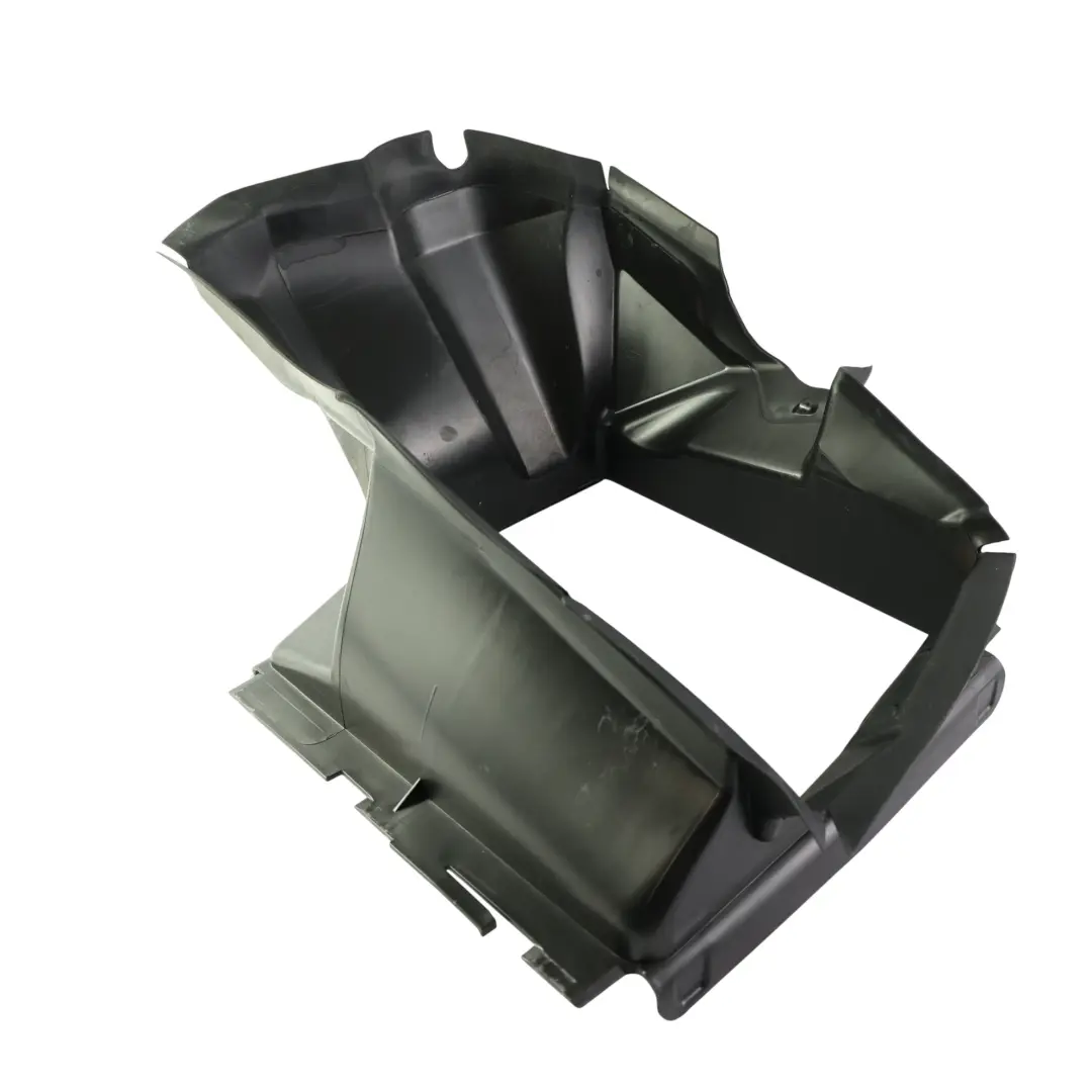 Volkswagen Touareg 7P Conduit Tuyau Échangeur Air Gauche 3.0 TDI - SKU 7P6117335 - Numéro de pièce 7P6117335