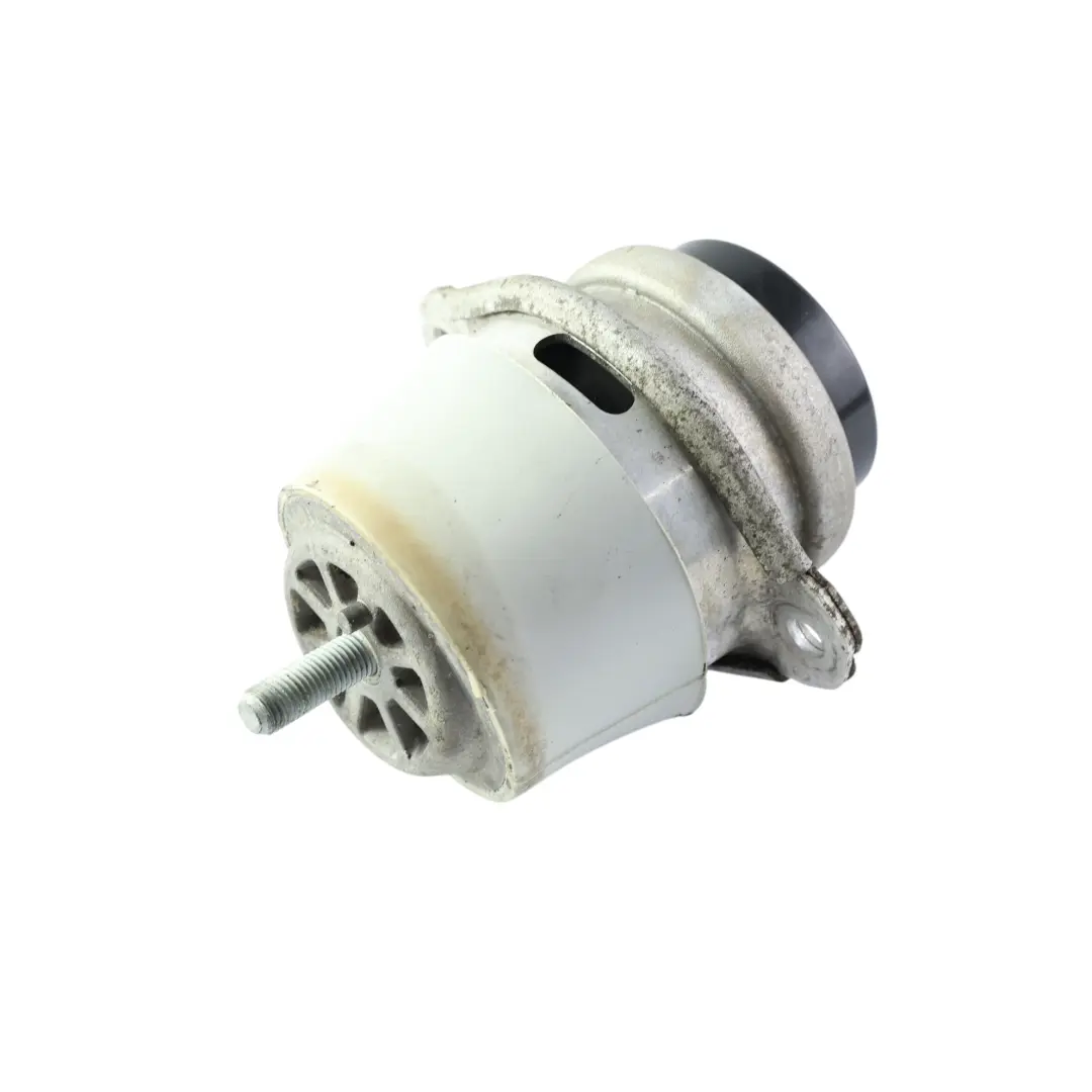 Porsche Cayenne 92A Soporte Motor Derecho Izquierdo 4.2 Diesel - SKU 7P6199131C - Número de pieza 7P6199131C