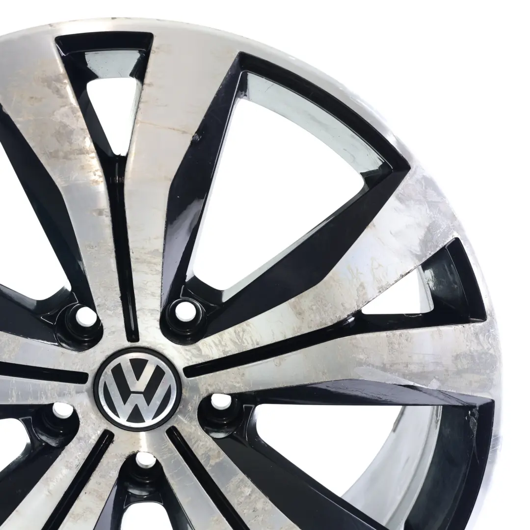 7P Silberne Leichtmetallfelge 20" 9J ET:57 für Volkswagen Touareg mit Teilenummer 7P6601025AL Volkswagen Touareg 7P Silberne Leichtmetallfelge 20" 9J ET:57 - SKU 7P6601025AL-2 - Teilenummer 7P6601025AL