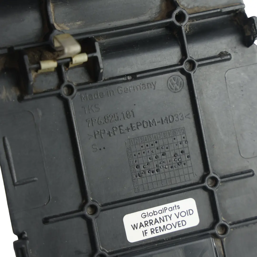 Volkswagen Touareg 7P Copertura Sottoscocca Pannello Modanatura - SKU 7P6825181 - Numero di parte 7P6825181