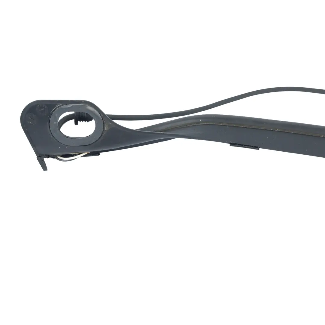7P Listwa Ochronna Klapy Tylnej Prawa do Volkswagen Touareg o numerze 7P6827712 Volkswagen Touareg 7P Listwa Ochronna Klapy Tylnej Prawa - SKU 7P6827712 - Numer Części 7P6827712