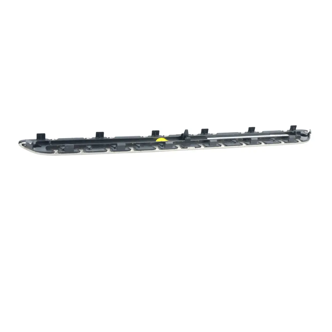 7P R-Line Moldura Umbral Puerta Delantera Derecha para Volkswagen Touareg con número de pieza 7P6853468J Volkswagen Touareg 7P R-Line Moldura Umbral Puerta Delantera Derecha - SKU 7P6853468J - Número de pieza 7P6853468J