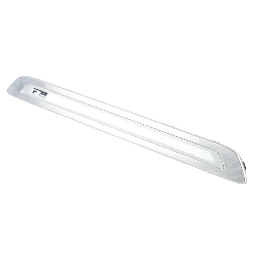 7P R-Line Listwa Progu Przednia Prawa do Volkswagen Touareg o numerze 7P6853468J Volkswagen Touareg 7P R-Line Listwa Progu Przednia Prawa - SKU 7P6853468J - Numer Części 7P6853468J