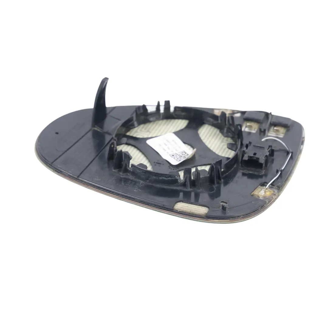 7P Side View Wing Mirror Glass Insert Right O/S to Volkswagen Touareg with Part number 7P6857522D Volkswagen Touareg 7P Side View Wing Mirror Glass Insert Right O/S - SKU 7P6857522D - Part number 7P6857522D