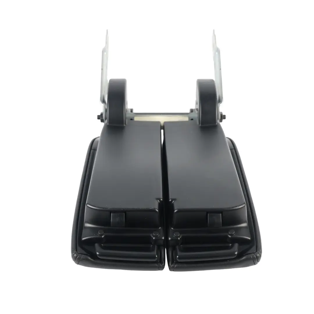 7P Pokrywa Podłokietnika Skóra Czarny do Volkswagen Touareg o numerze 7P6864207B Volkswagen Touareg 7P Pokrywa Podłokietnika Skóra Czarny - SKU 7P6864207B-1 - Numer Części 7P6864207B