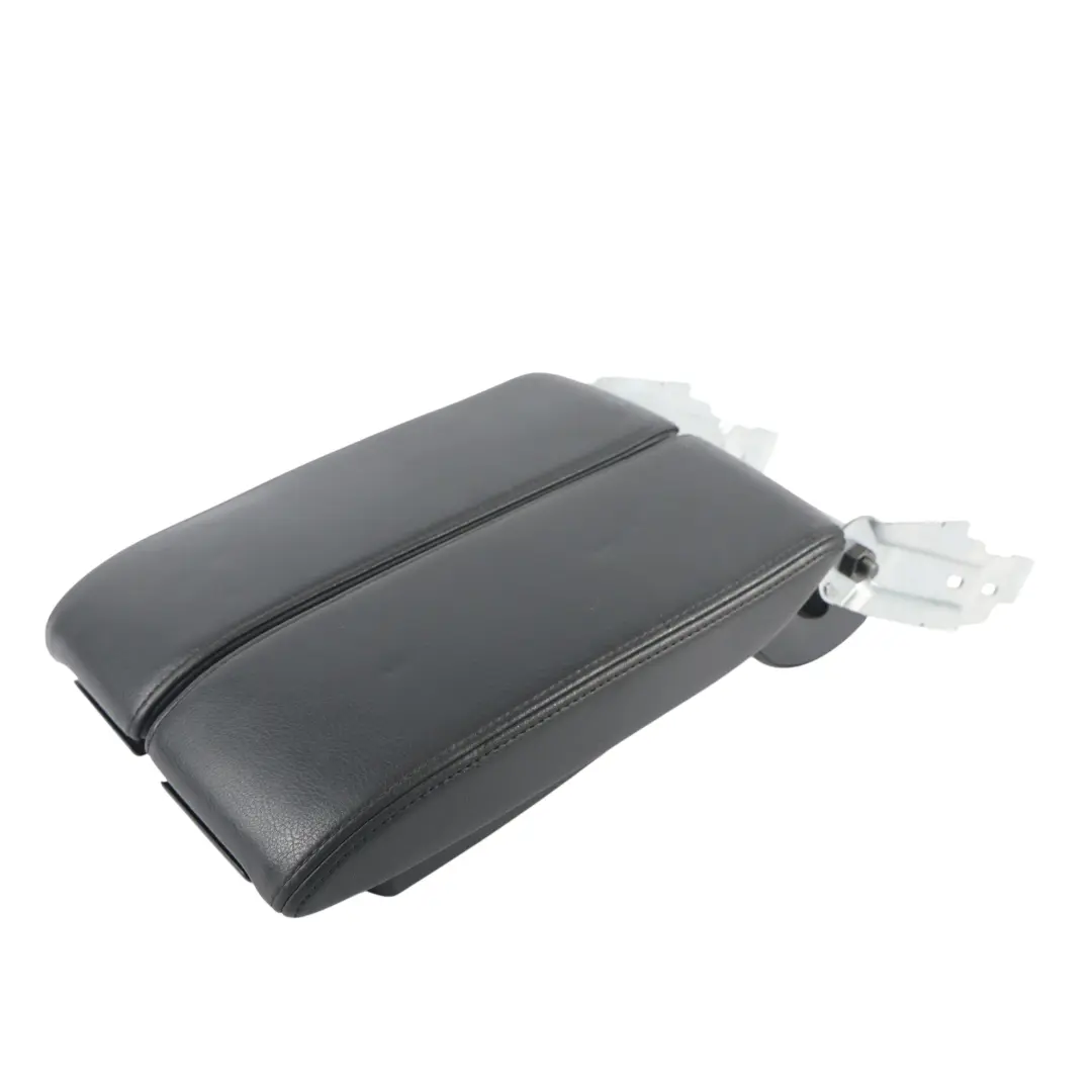 7P Tapa Consola Central Reposabrazos Cuero Negro para Volkswagen Touareg con número de pieza 7P6864207B Volkswagen Touareg 7P Tapa Consola Central Reposabrazos Cuero Negro - SKU 7P6864207B-1 - Número de pieza 7P6864207B
