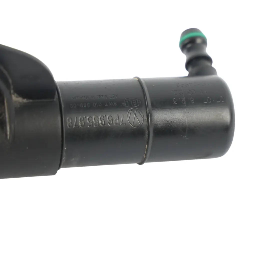 7P Ugello Getto Lavafari Anteriore Destro per Volkswagen Touareg con numero di parte 7P6955978 Volkswagen Touareg 7P Ugello Getto Lavafari Anteriore Destro - SKU 7P6955978 - Numero di parte 7P6955978