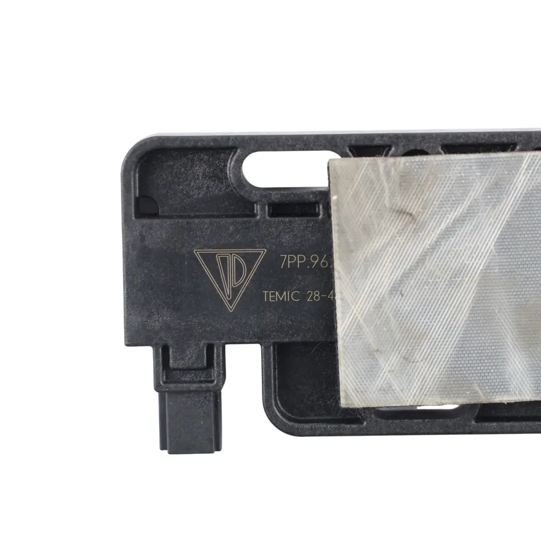 Porsche Cayenne 92A Keyless Entry Antenna Module Control Unit - SKU 7PP962132A - Part number 7PP962132A