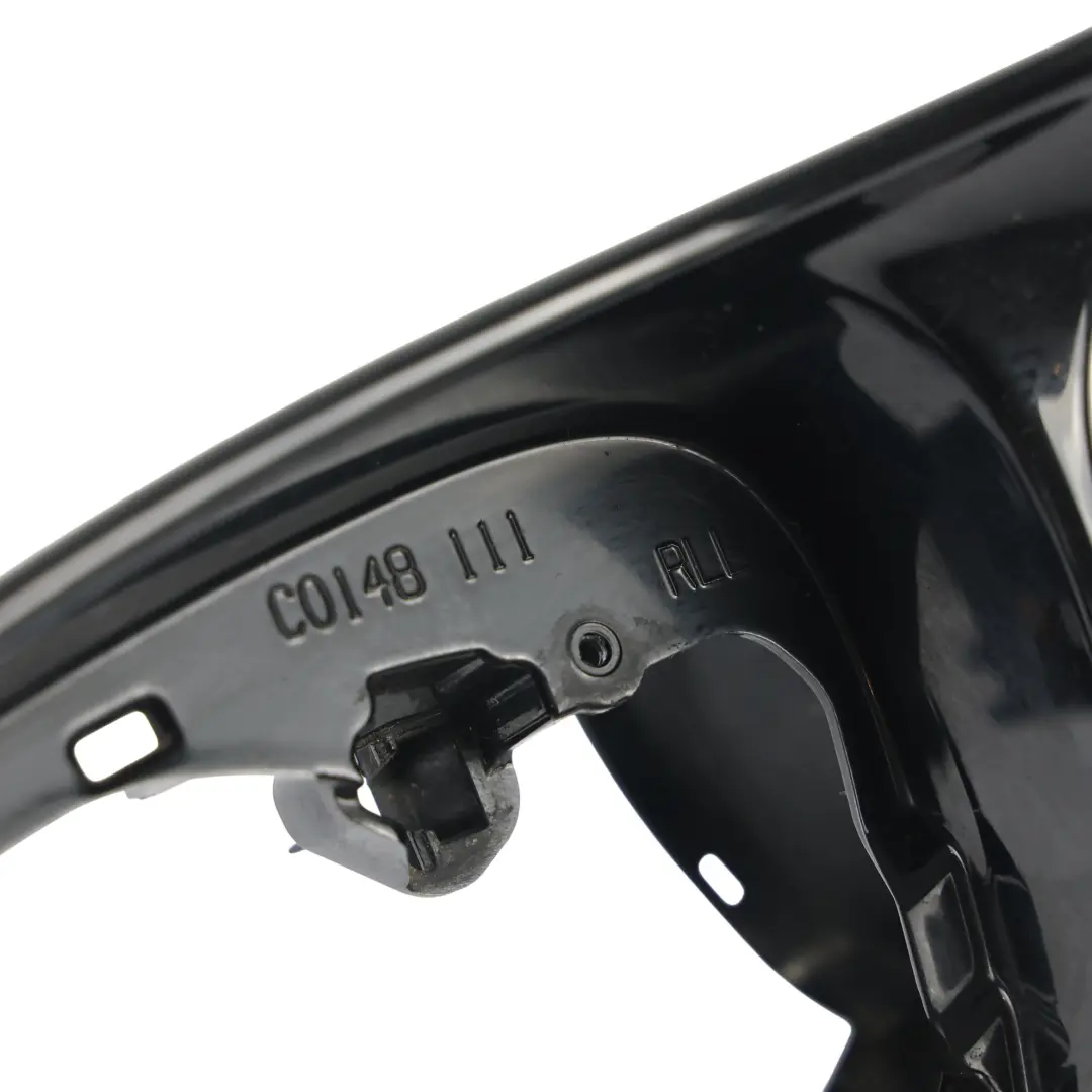 Anello Supporto Alloggiamento Specchietto Nero Sinistro per BMW E90 con numero di parte 8045061 BMW E90 Anello Supporto Alloggiamento Specchietto Nero Sinistro - SKU 8045061 - Numero di parte 8045061