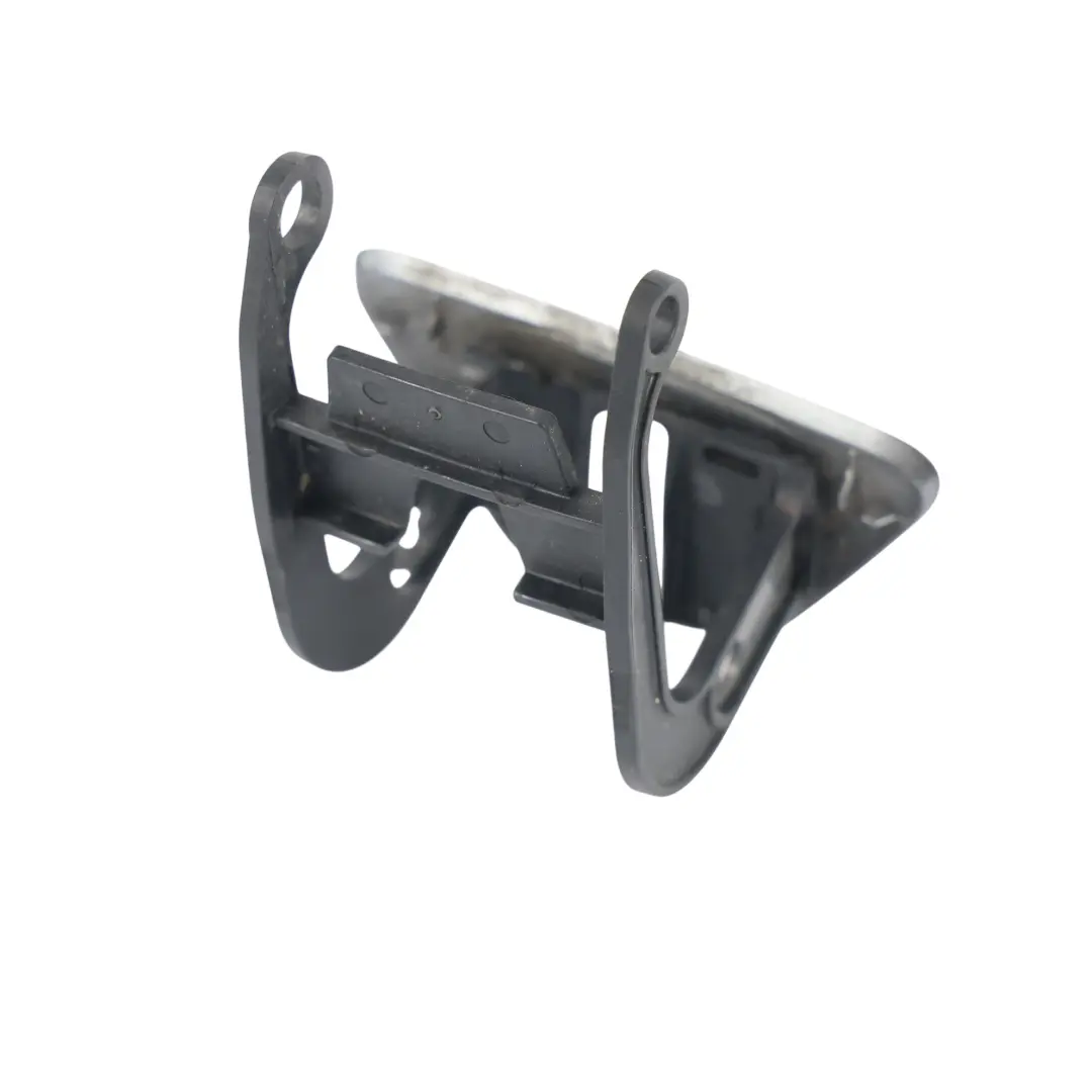 Boquilla Lavafaros Delantero Izquierdo Gris Espacial A52 8048679 para BMW F10 con número de pieza 8048019 BMW F10 Boquilla Lavafaros Delantero Izquierdo Gris Espacial A52 8048679 - SKU 8048019-SCG - Número de pieza 8048019