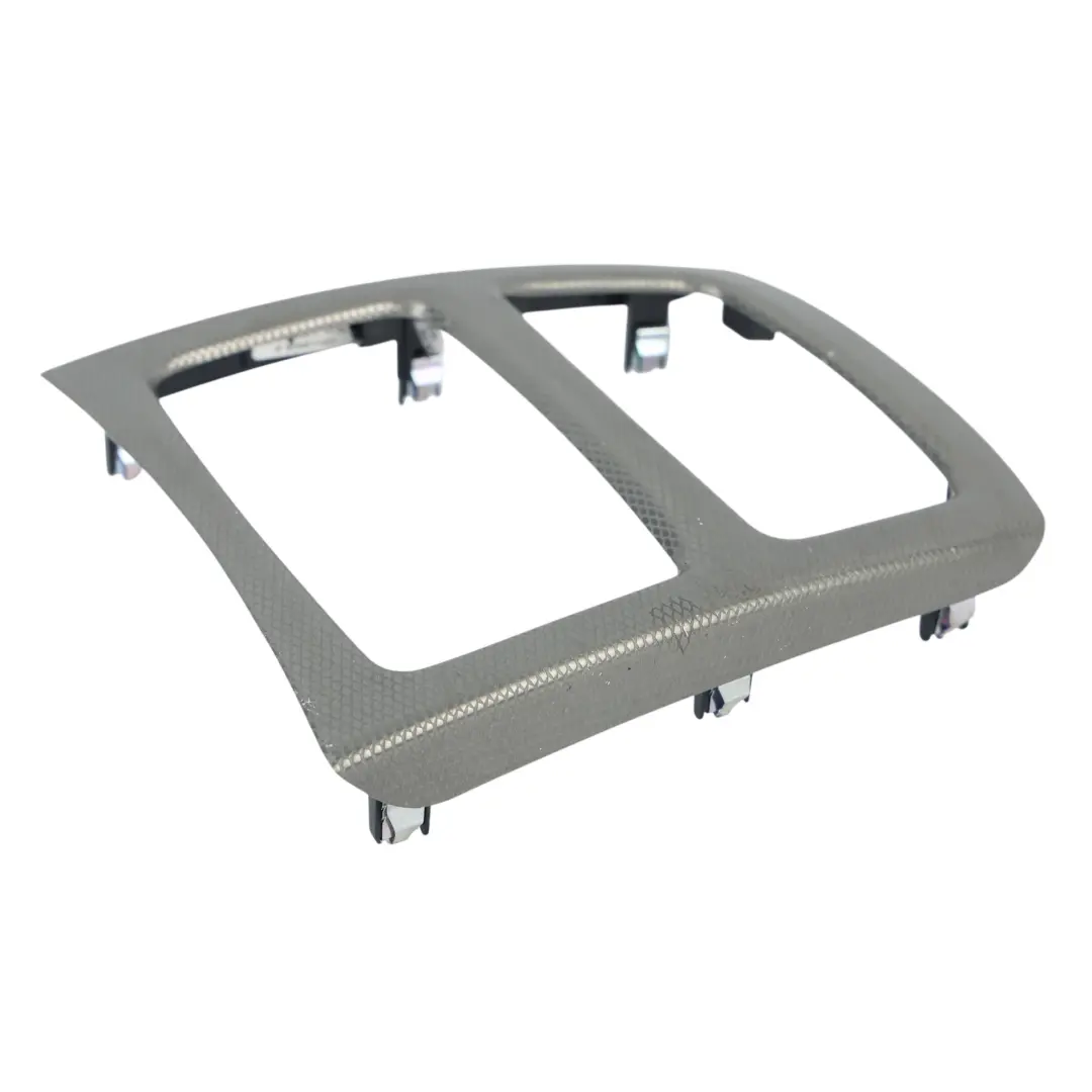 Pannello Console Posteriore Argento Glacier per BMW E92 E93 con numero di parte 8049071 BMW E92 E93 Pannello Console Posteriore Argento Glacier - SKU 8049071 - Numero di parte 8049071