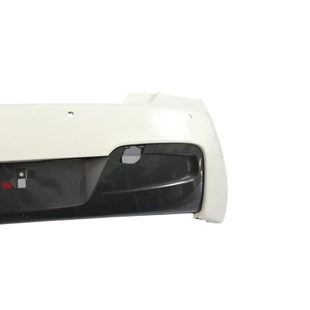 Zderzak Tylny PDC Alpinweiss 3 Biały - 300 do BMW F20 F21 o numerze 8055067 BMW F20 F21 Zderzak Tylny PDC Alpinweiss 3 Biały - 300 - SKU 8055067-AW - Numer Części 8055067