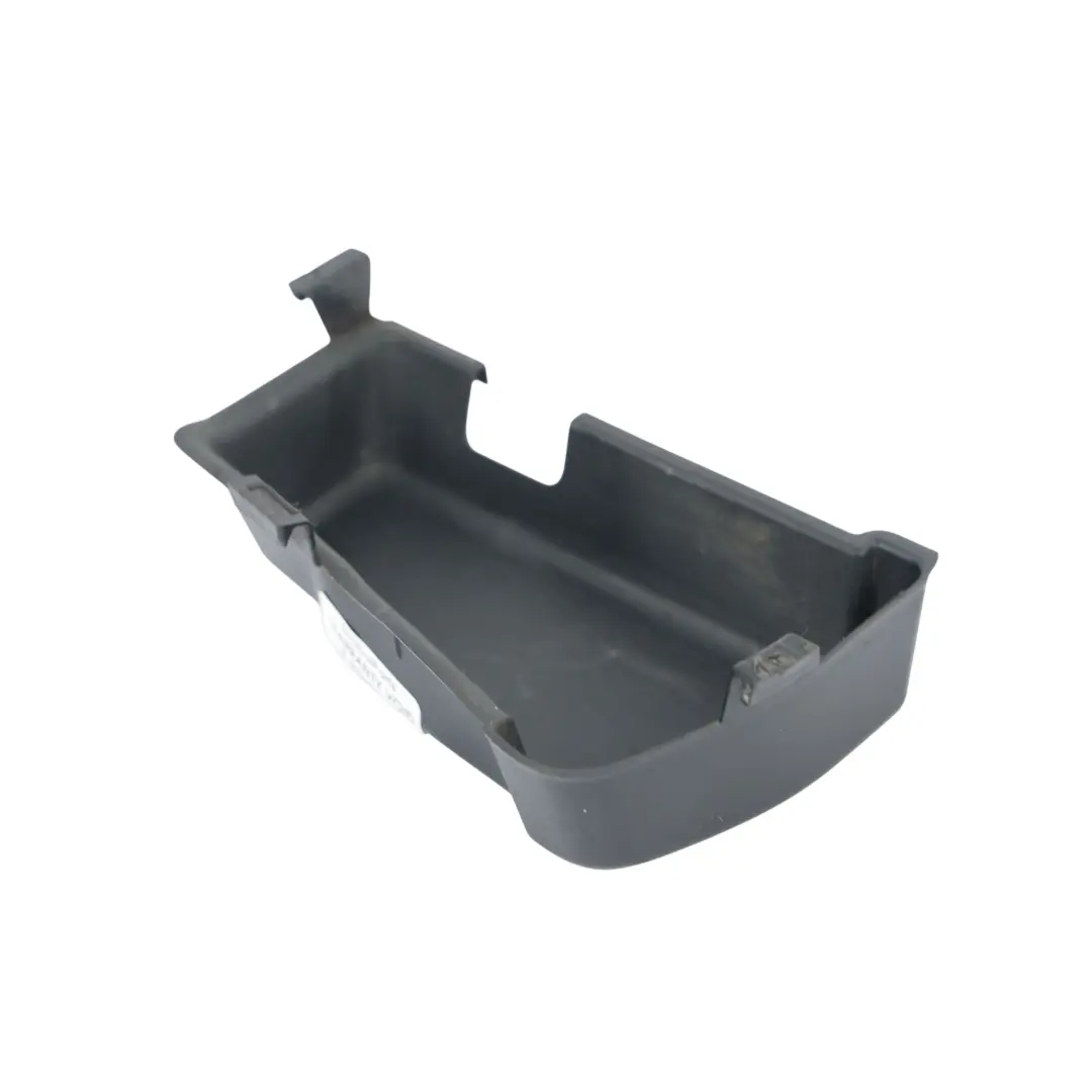 Kratka Zaślepka Wlotu Powietrza Zderzaka Lewa do BMW F10 LCI F11 LCI o numerze 8059003 BMW F10 LCI F11 LCI Kratka Zaślepka Wlotu Powietrza Zderzaka Lewa - SKU 8059003 - Numer Części 8059003