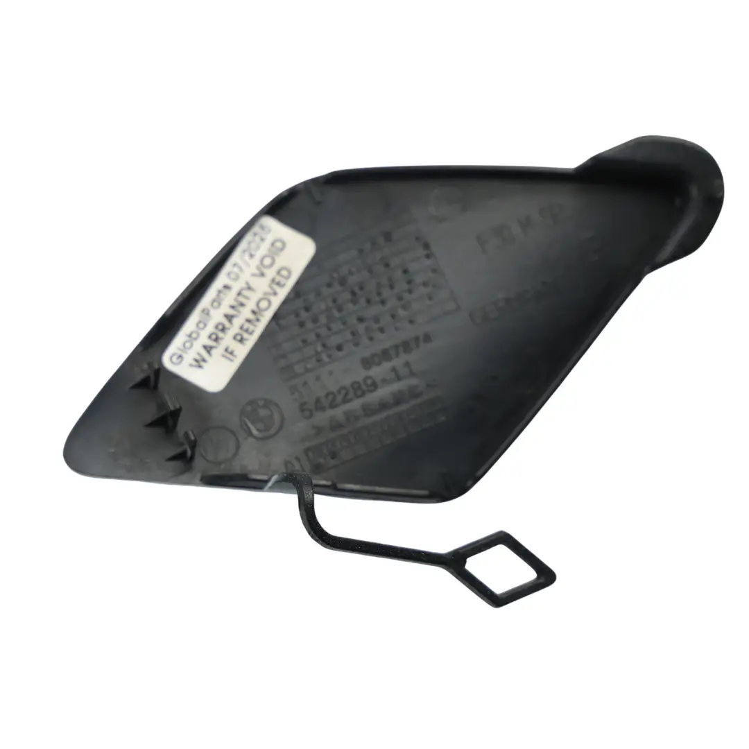 Tapa Gancho Remolque Parachoques Delantero Blanco Alpino para BMW F31 LCI con número de pieza 8067874 BMW F31 LCI Tapa Gancho Remolque Parachoques Delantero Blanco Alpino - SKU 8067874-AW - Número de pieza 8067874