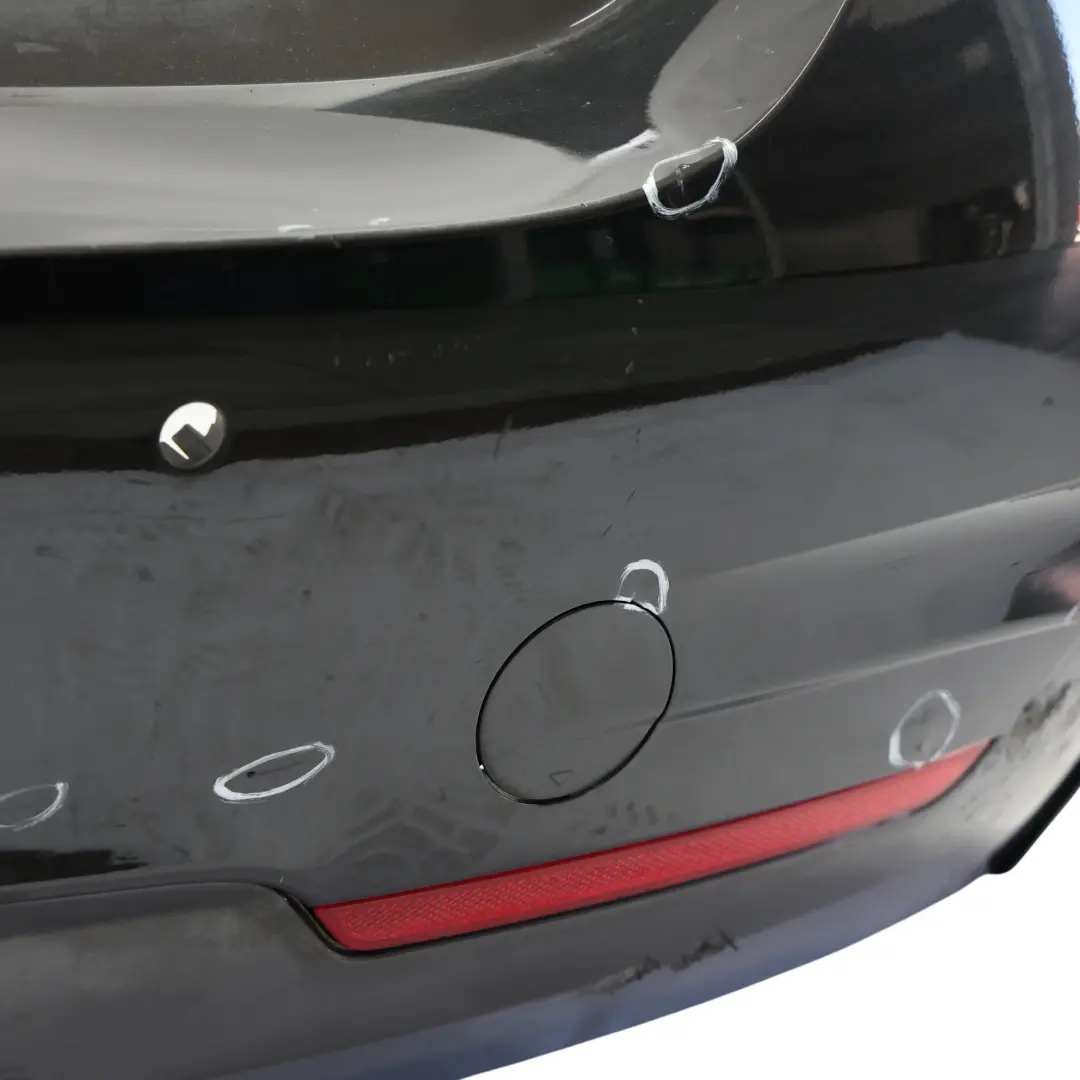 Zderzak Tylny M-Pakiet PDC Black Sapphire Czarny 475 do BMW F32 F33 o numerze 8073078 BMW F32 F33 Zderzak Tylny M-Pakiet PDC Black Sapphire Czarny 475 - SKU 8073078-BS1 - Numer Części 8073078