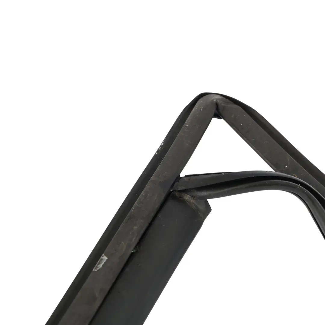 Guarnizione Guida Finestrino Porta Posteriore Sinistra per Audi Q2 GA con numero di parte 81A839439A Audi Q2 GA Guarnizione Guida Finestrino Porta Posteriore Sinistra - SKU 81A839439A - Numero di parte 81A839439A