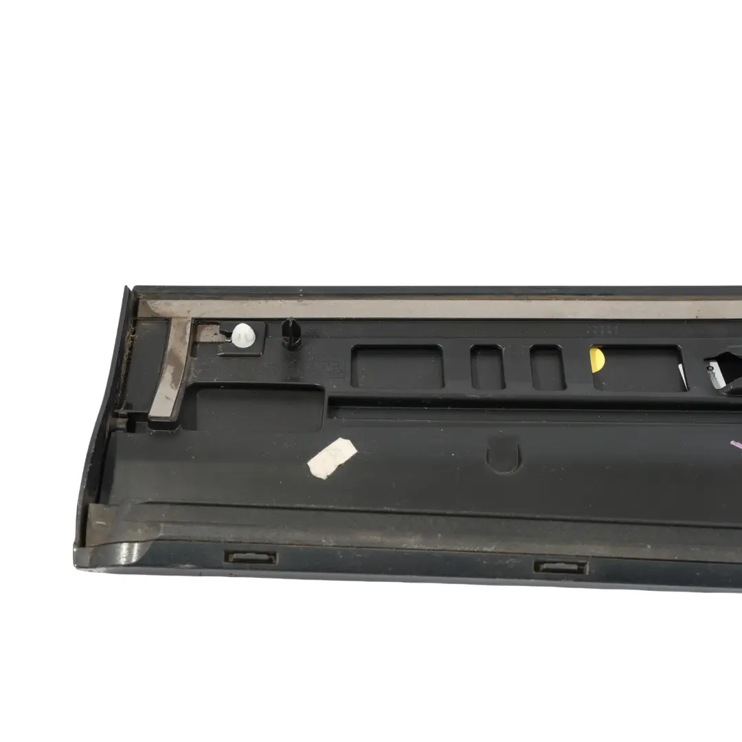 Pannello Porta Posteriore Destra Grigio Manhattan X7L per Audi Q2 GA con numero di parte 81A853970B Audi Q2 GA Pannello Porta Posteriore Destra Grigio Manhattan X7L - SKU 81A853970B-MAGR - Numero di parte 81A853970B