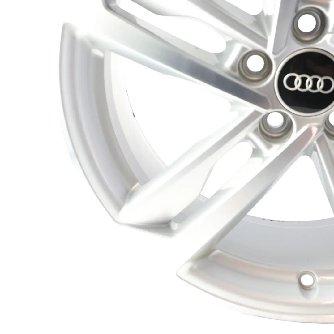 Cerchio Lega Argento 17" 7,5J ET:46 per Audi A1 GB con numero di parte 82A601025K Audi A1 GB Cerchio Lega Argento 17" 7,5J ET:46 - SKU 82A601025K-1 - Numero di parte 82A601025K