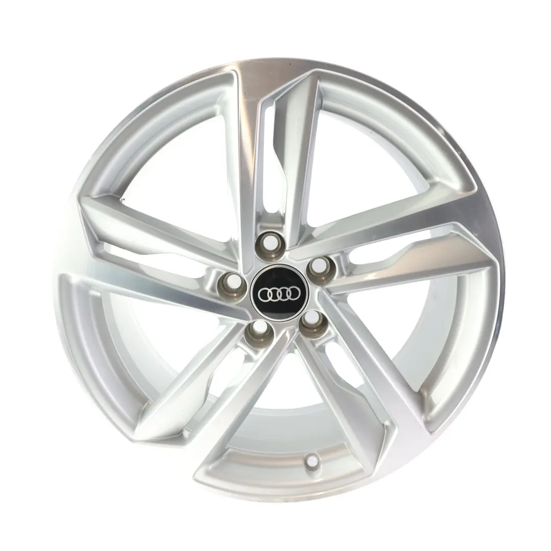 Felga Aluminiowa Srebrna 17" 7,5J ET:46 do Audi A1 GB o numerze 82A601025K Audi A1 GB Felga Aluminiowa Srebrna 17" 7,5J ET:46 - SKU 82A601025K-2 - Numer Części 82A601025K