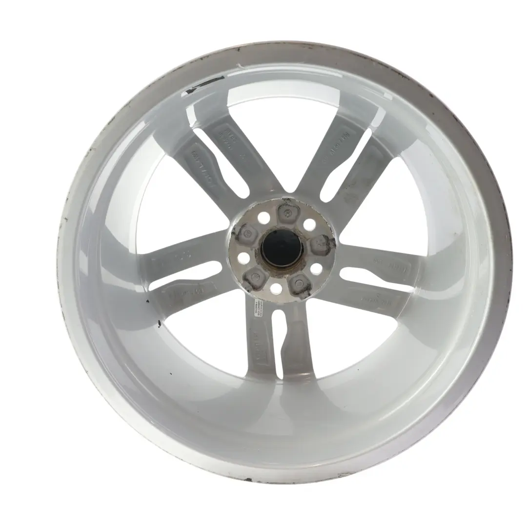 Felga Aluminiowa Srebrna 17" 7,5J ET:46 do Audi A1 GB o numerze 82A601025K Audi A1 GB Felga Aluminiowa Srebrna 17" 7,5J ET:46 - SKU 82A601025K-2 - Numer Części 82A601025K