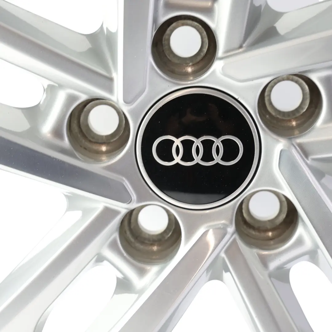 Audi A1 GB Cerchio Lega Argento 17" 7,5J ET:46 - SKU 82A601025K-2 - Numero di parte 82A601025K