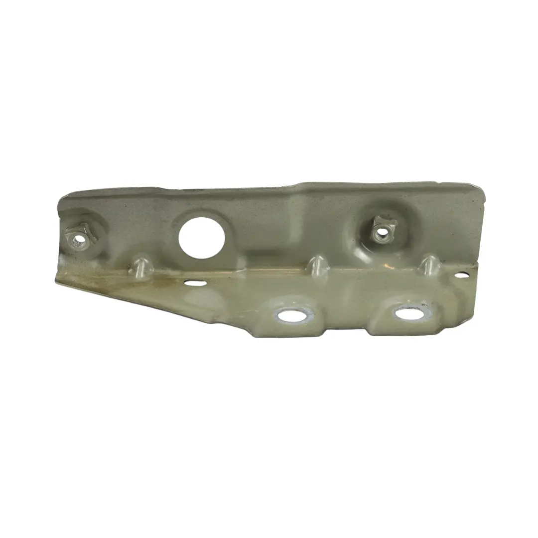 Audi A1 Staffa Supporto Parafango Anteriore Sinistro Nero Mitico Y9T - SKU 82A821431-MYB - Numero di parte 82A821431