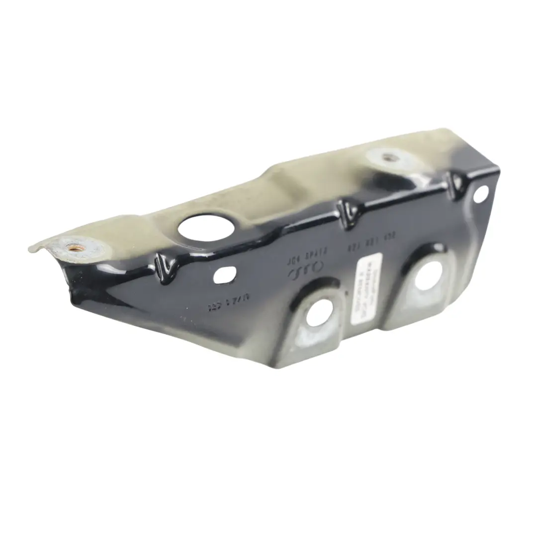 Staffa Supporto Parafango Anteriore Destro Nero Mitico Y9T per Audi A1 con numero di parte 82A821432 Audi A1 Staffa Supporto Parafango Anteriore Destro Nero Mitico Y9T - SKU 82A821432-MYB - Numero di parte 82A821432