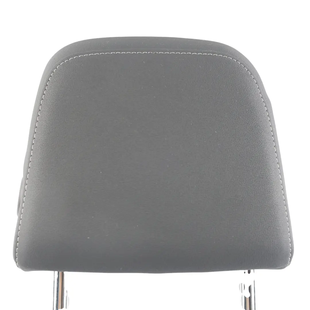 Poggiatesta Sedile Anteriore Sinistro Destro Pelle Nero per Audi A1 GB con numero di parte 82A881901B Audi A1 GB Poggiatesta Sedile Anteriore Sinistro Destro Pelle Nero - SKU 82A881901B - Numero di parte 82A881901B