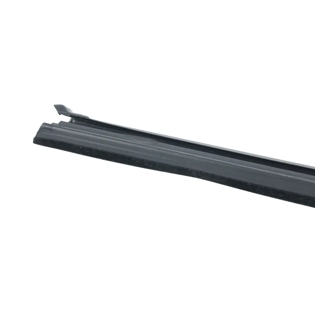 Audi A1 MK2 Joint Caoutchouc Vitre Porte Avant Droit - SKU 82G839480 - Numéro de pièce 82G839480