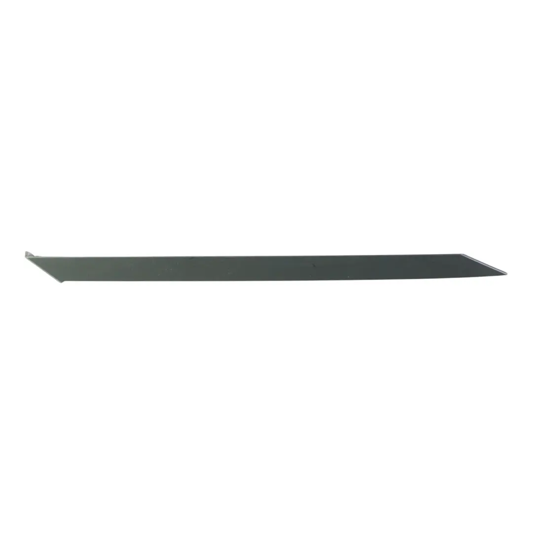 Moldura Exterior Pilar C Trasero Izquierdo Gris para Audi A1 GB con número de pieza 82G853377A Audi A1 GB Moldura Exterior Pilar C Trasero Izquierdo Gris - SKU 82G853377A-CHG - Número de pieza 82G853377A