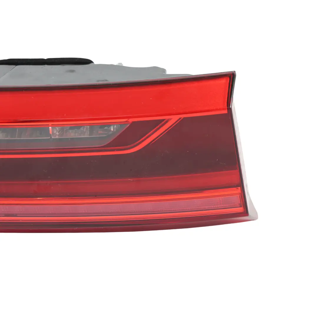 Audi RSQ3 F3 Lampa Tylna Wewnętrzna Klapy Bagażnika Lewa - SKU 83A945093A-1 - Numer Części 83A945093A