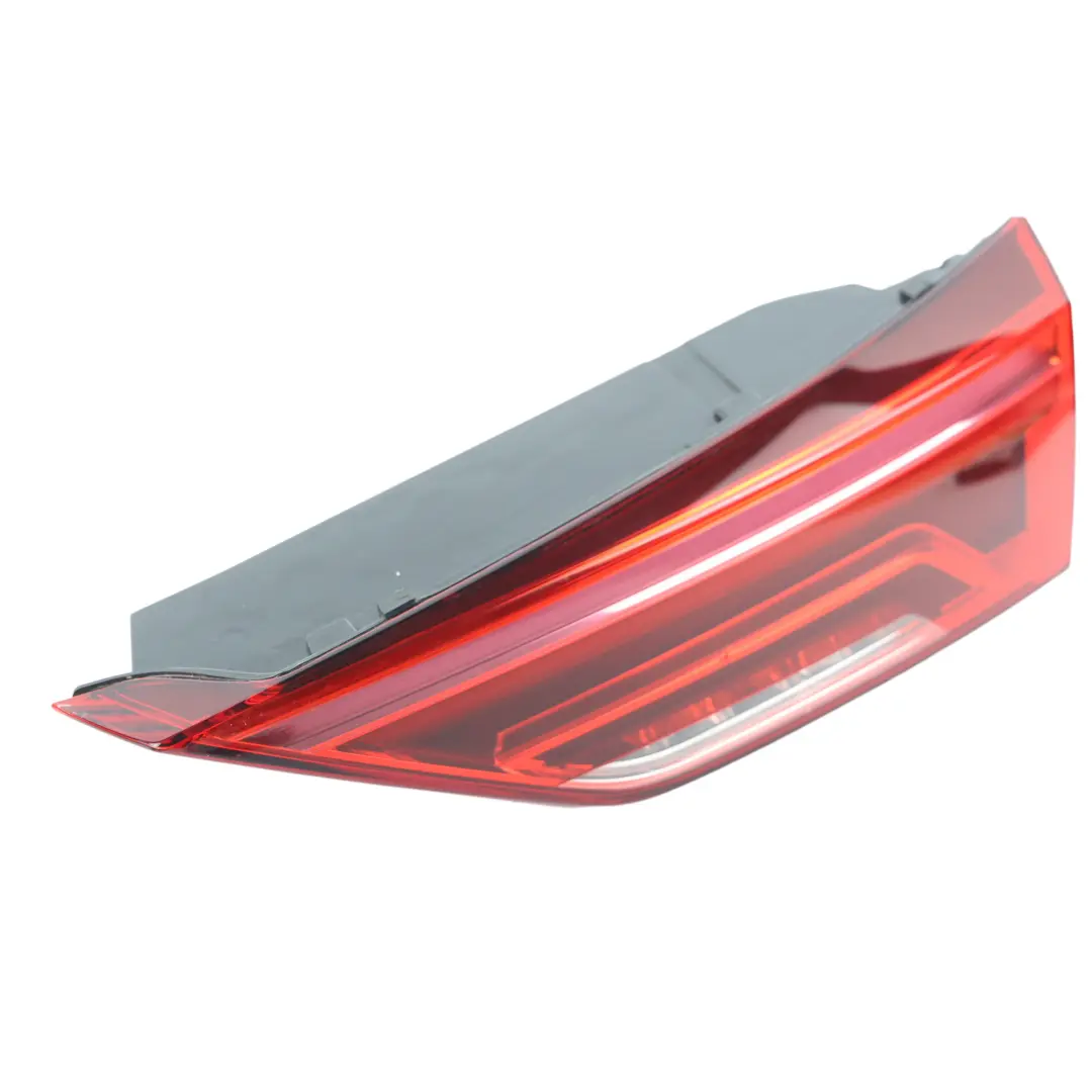 Audi Q3 RSQ3 F3 Luz Piloto Trasero LED Interior Derecho - SKU 83A945094D - Número de pieza 83A945094D